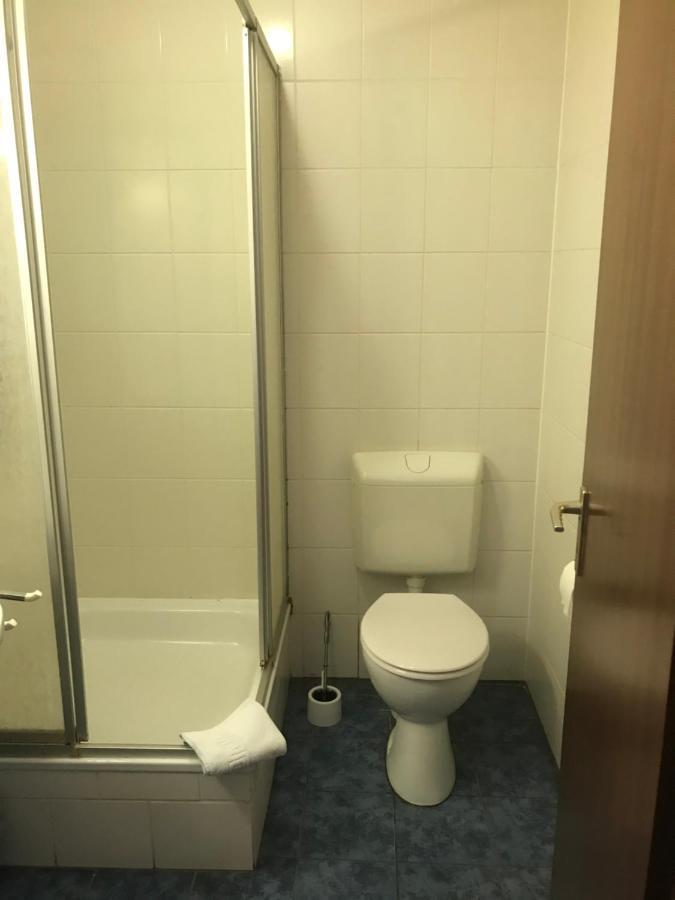 Hotel Kaufmann Rommerskirchen Dış mekan fotoğraf